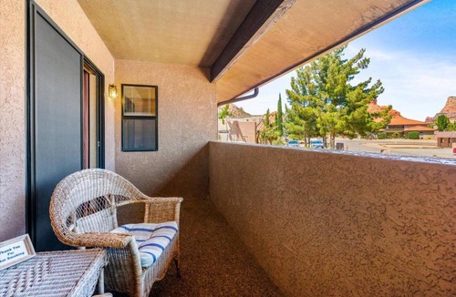 Oak Creek Apartment | Adobe Village Suite Southwest