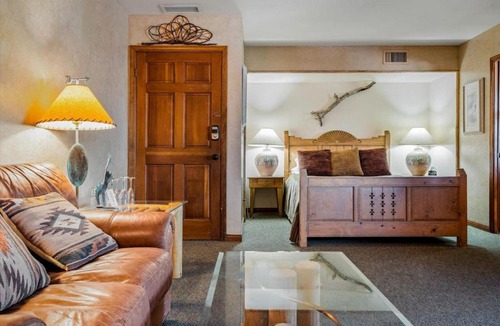 Oak Creek Apartment | Adobe Village Suite Southwest