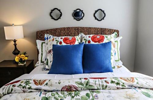 Fullerton House | Adorable 3 Bedroom 2 Bath Home