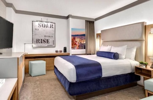 Gateway District House | Adventure Awaits! On Strip, On-site Casino & Game Room, 2 Pools, Near Mob Museum