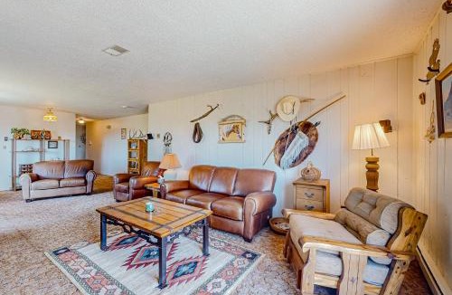 Alamosa House | Adventure-Ready Retreat Near Great Sand Dunes!