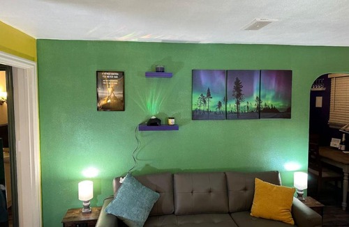 Moorhead Apartment | Afternoon checkout