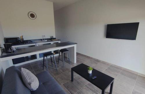Ensenada Apartment | Akira 2