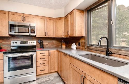 Windcliff Estates Apartment | Alleman North Condominium 3 Bedroom condo
