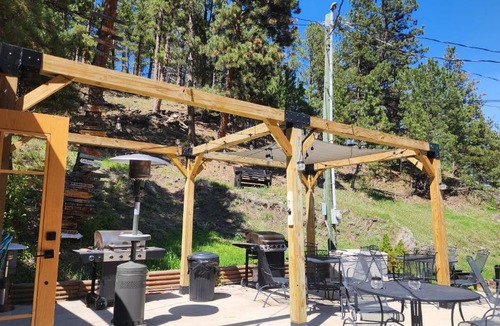 Hill City Hotel | Allen Gulch Motel
