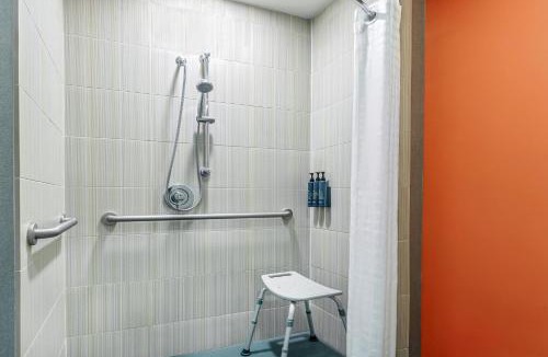 Aurora Hotel | Aloft by Marriott Denver Airport at Gateway Park