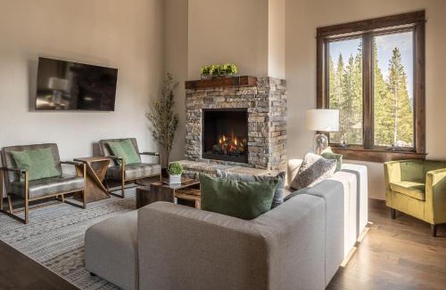 Big Sky House | Alpenglow Condo 26A