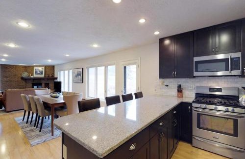 Dillon House | Alpine Getaway