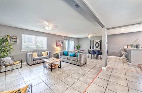 Richfield House | Amazing house 4 miles to the strip