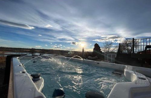 Thornton House | Amazing Lake View Heated Pool Swim Spa and Hot Tub