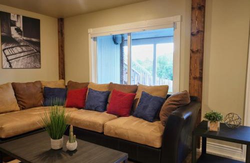 Skyway House | Amazing Views, Amazing Modern Broadmoor Home