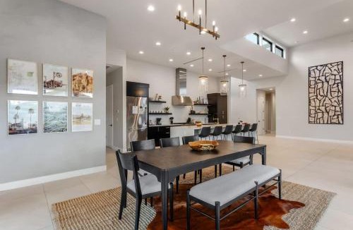 North Scottsdale House | Americana-Pool & Fire Pit-Near Scottsdale Quarter