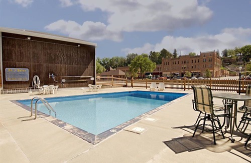 Hot Springs Hotel | Americas Best Value Inn by the River Hot Springs