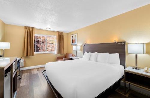 Flagstaff Hotel | Americas Best Value Inn and Suites Flagstaff