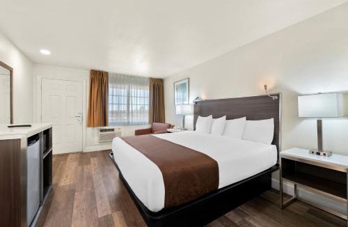 Flagstaff Hotel | Americas Best Value Inn and Suites Flagstaff