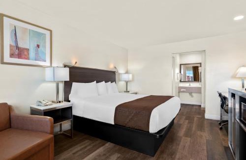 Flagstaff Hotel | Americas Best Value Inn and Suites Flagstaff