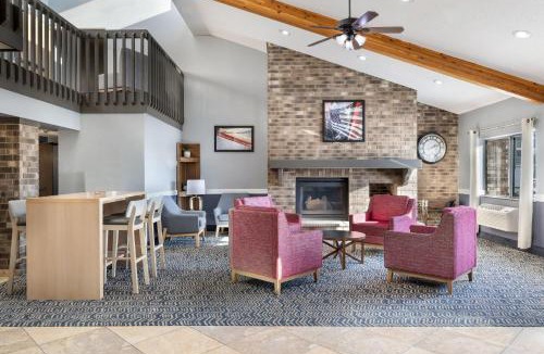 Aberdeen Hotel | AmericInn by Wyndham Aberdeen Event Center