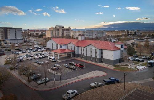 Dupont Hotel | AmericInn by Wyndham Denver Airport