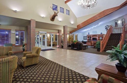 Fort Pierre Hotel | AmericInn by Wyndham Fort Pierre Conference Center