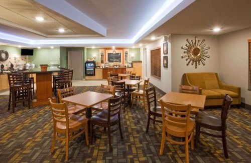 Hartford Hotel | AmericInn by Wyndham Hartford SD