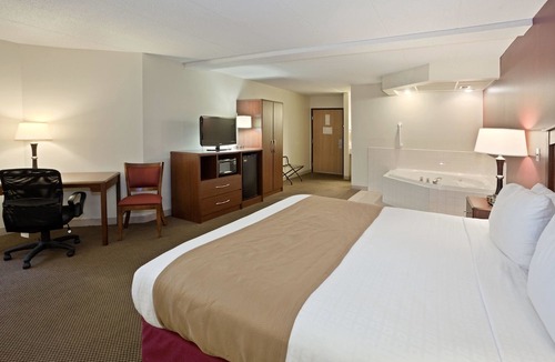 Mitchell Hotel | AmericInn by Wyndham Mitchell