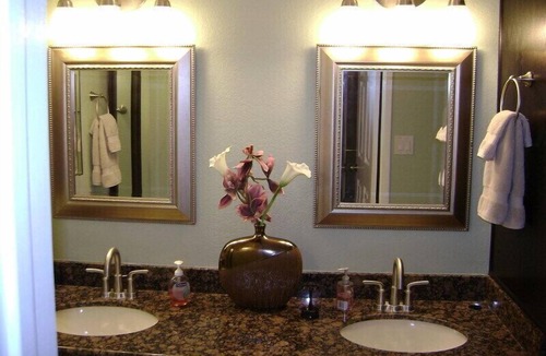 Paradise Valley Village Condo | ANASAZI VILLAGE