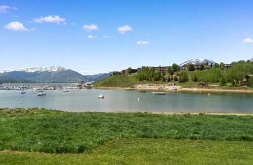 Dillon Apartment | Anchorage West Condos Building 10 Unit #105