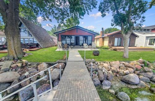 Orleans Villa | Anchors Away Cottage on Big Spirit Lake
