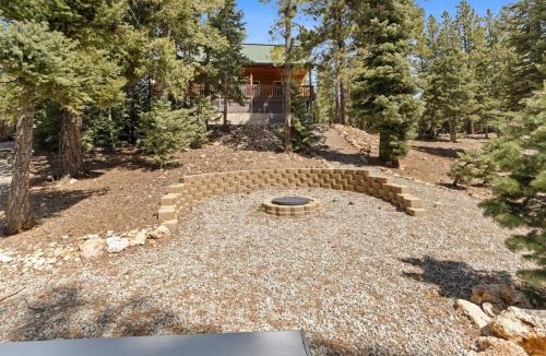 Meadow View Heights House | Antler Ridge Retreat