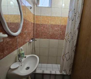 Podgorica Apartment | Apartman Tološi