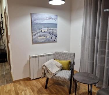 Kolasin Apartment | Apartman u centru Kolasina sa garazom