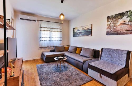 Bar Apartment | Apartment Alex