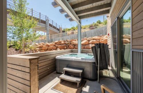 Park City House | Apex Dream House Ski in Ski Out