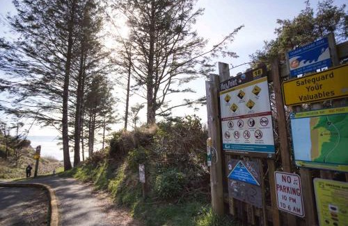Cannon Beach House | Apollos Corner - Meredith Lodging