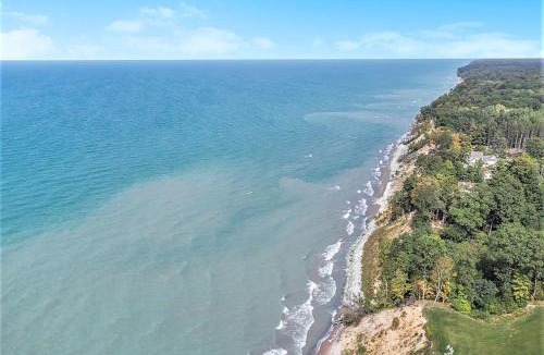 Glenn Haven Shores House | Appy Place