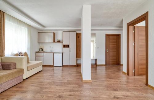Gjerana Apartment | Aqua Lounge Aparthotel Ulcinj