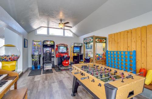 Cedar City House | Arcade Games & Great Location! 7BR Cedar City Home