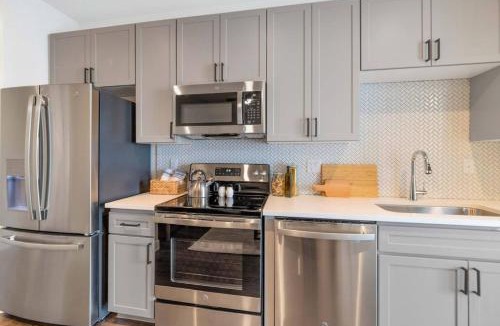 Camelback East Apartment | Arcadia Retreat Resort Pool, Fire Pits, Gym