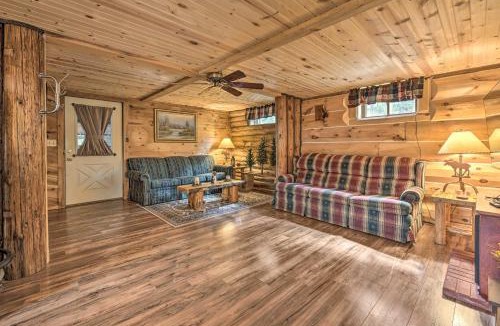 Friendship Apartment | Arkdale Studio Cabin w/On-Site ATV Trails!