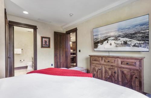 Empire Pass Apartment | Arrowleaf Lodge at Deer Valley Resort - Two Bedroom Residence #301