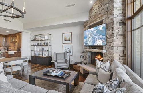 Empire Pass Apartment | Arrowleaf Lodge at Deer Valley Resort - Two Bedroom Residence #405