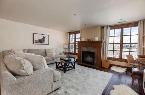 Avon House | Ascent Residence 208