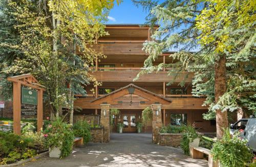 Aspen House | Aspen Condo W Pool, Hot Tub & 2 Blocks To Gondola - Fh4