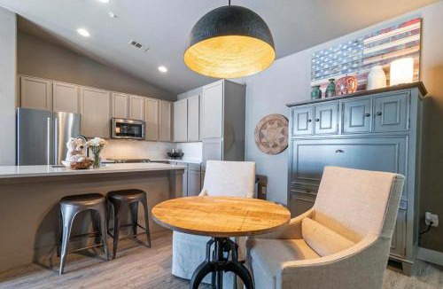 Silvercreek House | Aspen Meadows C-303, 0017