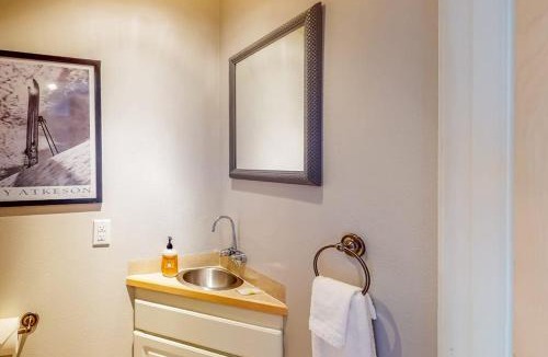 Frisco Apartment | At the Crossroads
