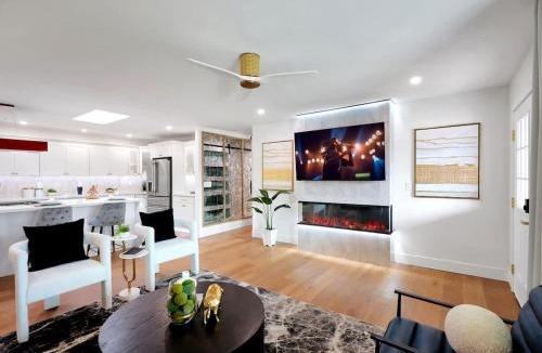 New Papago Parkway House | Aura - Private Pool & Spa - Minutes to Old Town