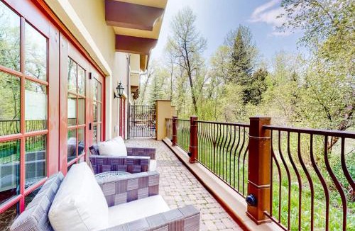Avon Apartment | Avon Peaks, Apt 416
