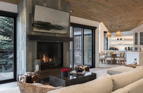 Vail House | Axiom Retreat