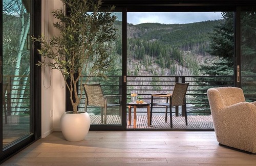 Vail House | Axiom Retreat