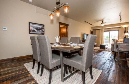 Whitefish House | Baker Loft 203